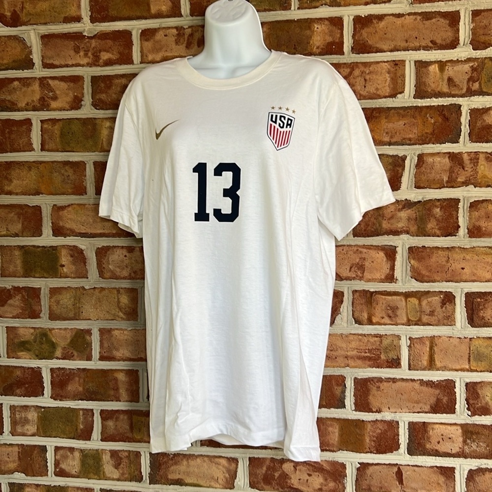 Nike Women's White USA Alex Morgan #13 Soccer Tee. Size Medium